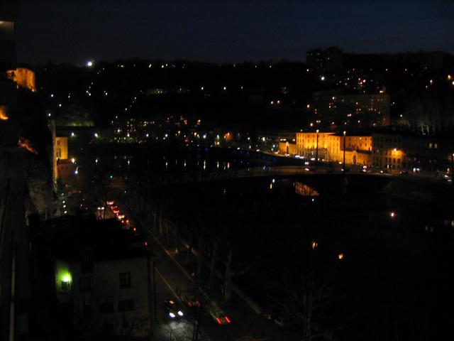 Vue du balcon de nuit